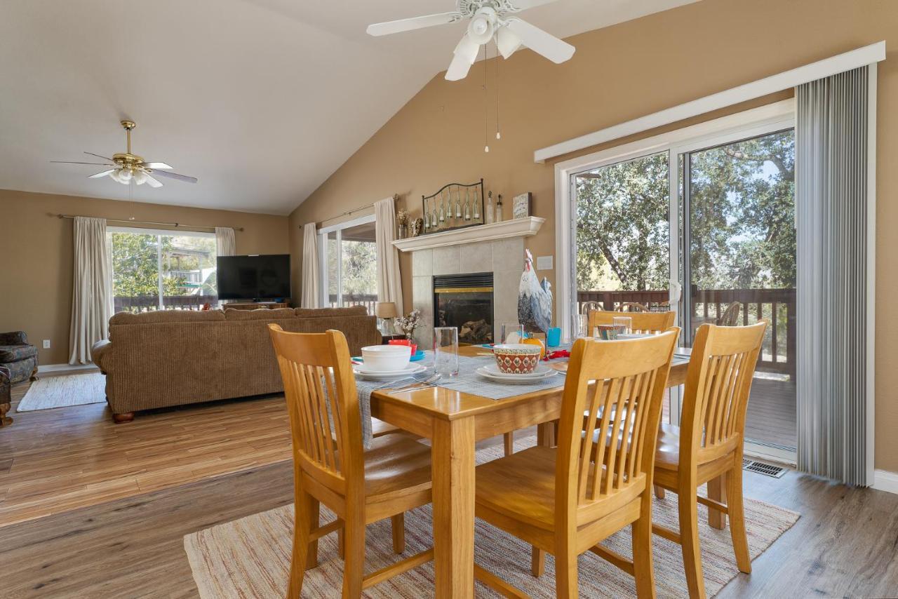 Lazy Squirrel - Cozy Family House With Full Game Room Kernville Exterior photo